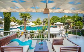 Happy Days Hotel, Adults Only